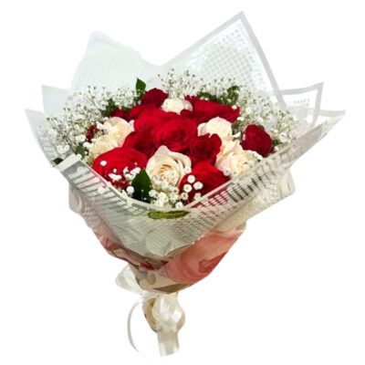 ofrenda rosas blancas y rojas