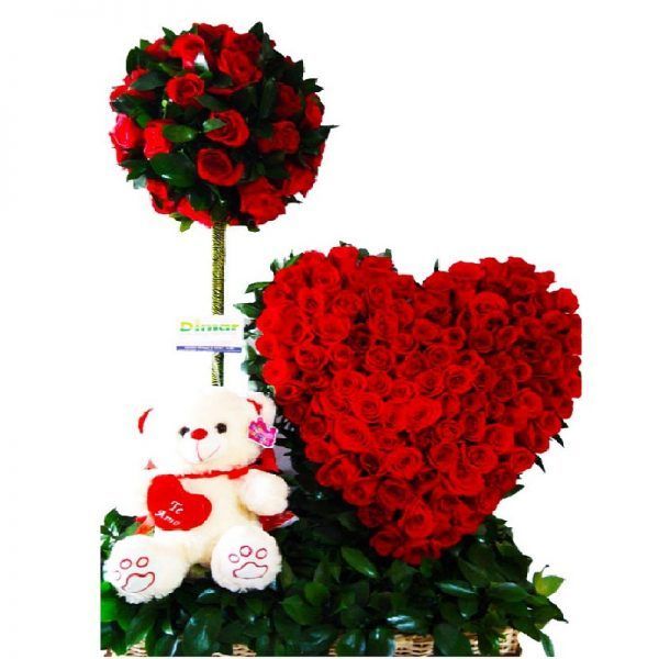 TOPIARIO Y CORAZON CON ROSAS (NI8801 $880.000)
