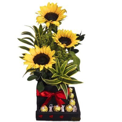 Girasoles, rosas y chocolates.